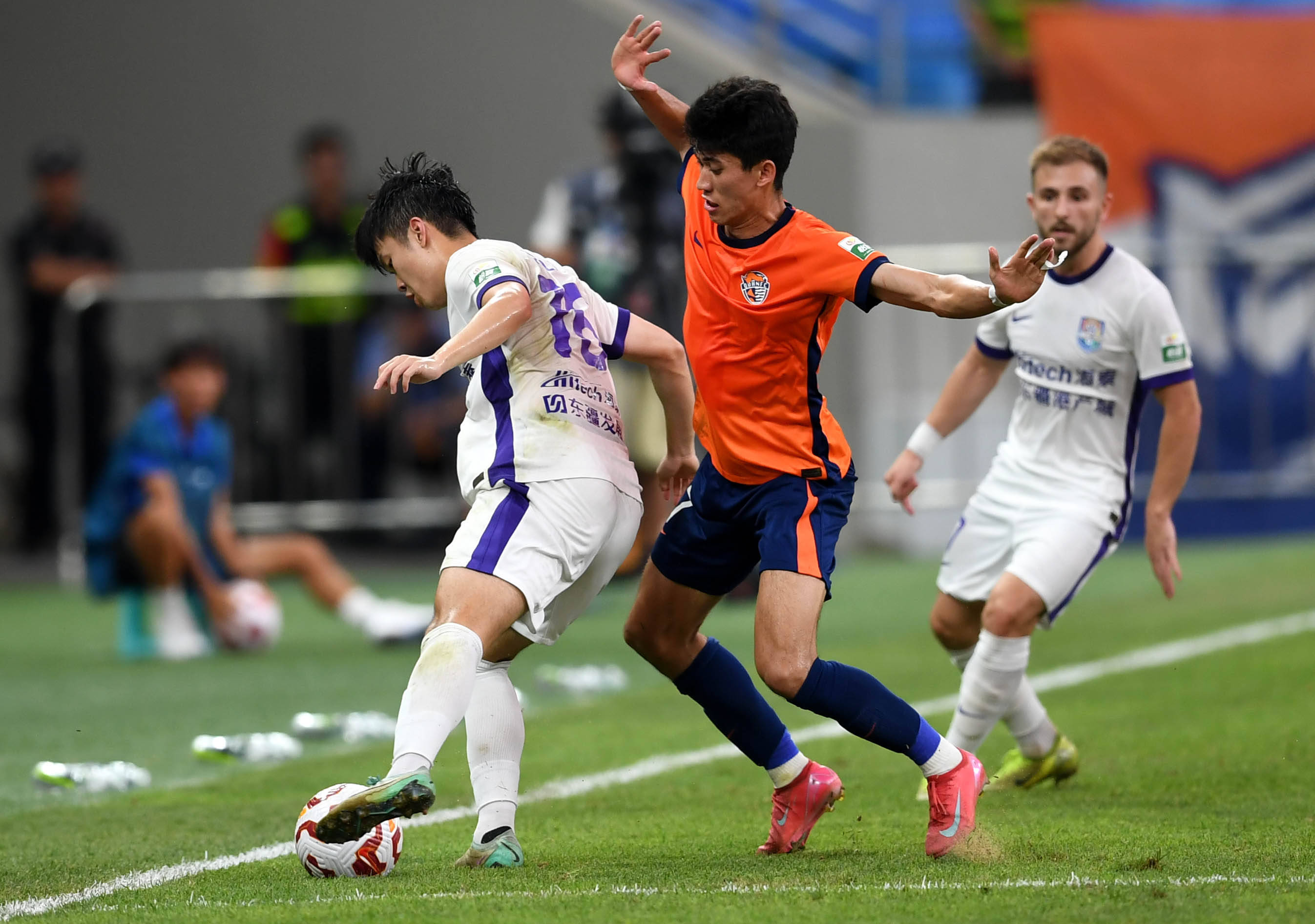 教练组根据 教练组根据